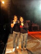 Sill também chegou com novidade. A cantora, super vaidosa, animou a galera com seu novo visual